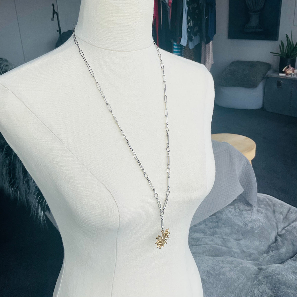 Sunburst long necklace