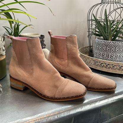 Django & Juliette sz37
