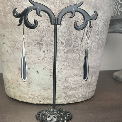 Black & silver drops